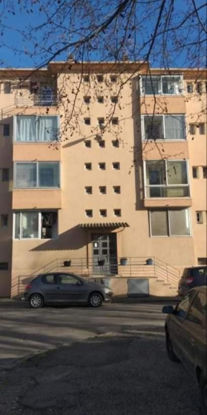 Appartement Aux Alyscamps 2, Climatisation, Wifi, Parking آرْلْ المظهر الخارجي الصورة